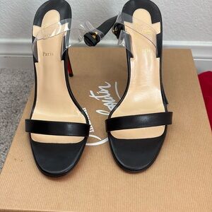 Slightly Used Red Bottoms 
39.5 Jonatina has original box and dust bags